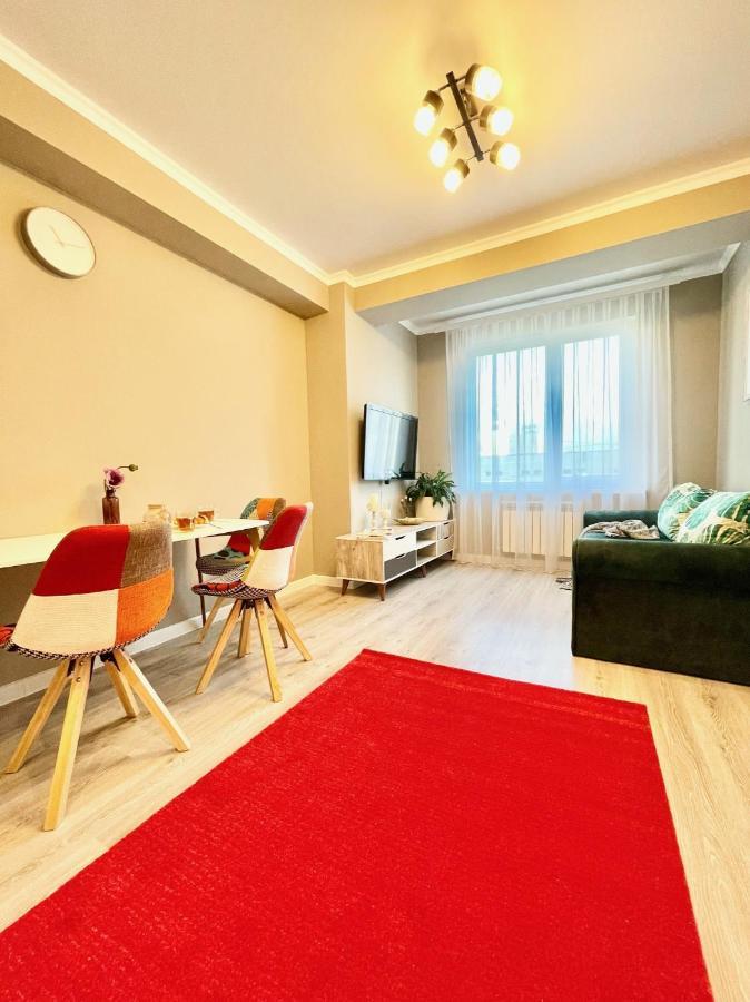 Прекрасная Квартира В Г. Алматы Almaty Eksteriør billede