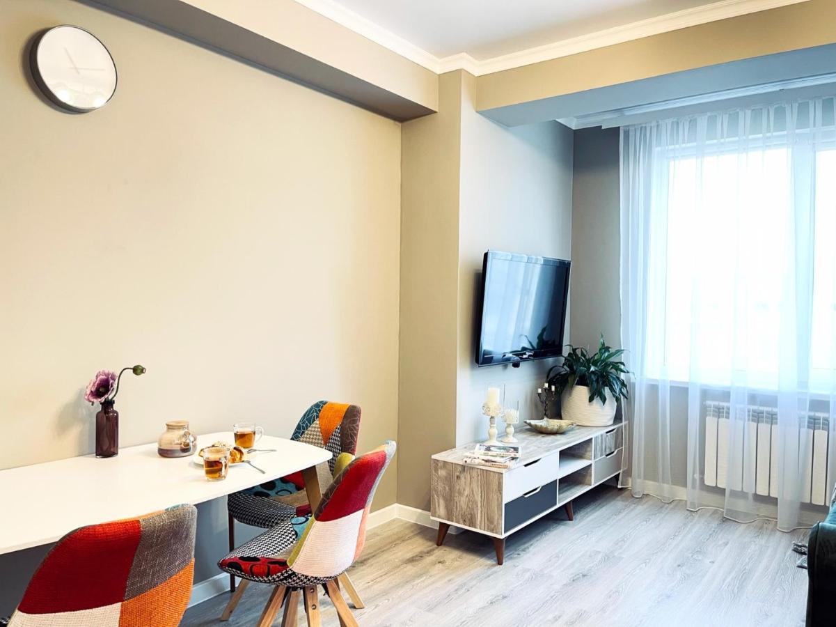 Прекрасная Квартира В Г. Алматы Almaty Eksteriør billede